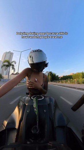 👑 . . . #foryou #bikergirl #motorcycle #bikerchick #instagram #datingapps #dating #biker #girl #bikelife #trend | Halle Benjamin