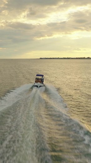 1K views | In our "Watersport Essentials" video, in partnership with Progressive, you'll learn crucial watersports safety signals to ensure a fun, safe experience when participating in activities like tubing, water skiing, and wakeboarding. ☀️ Watch the full video here: https://bit.ly/3DGvZyy We can't wait to see you at the 2024 Discover Boating New England Boat Show!⚓ | Discover Boating New England Boat Show | Facebook