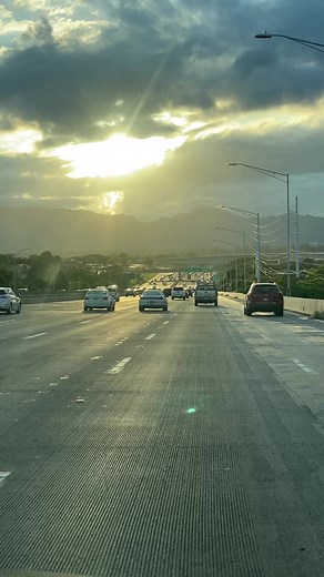 2.4K views · 44 reactions | #honolulu #oahu #hawaii | Lee Arkhie Perez Photography | Facebook