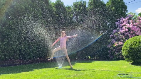 Spot Watering Sprinkler 400001, Decorative Turret Style, Adjustable to 9 Spray Patterns on Metal Base by New England Garden Tools