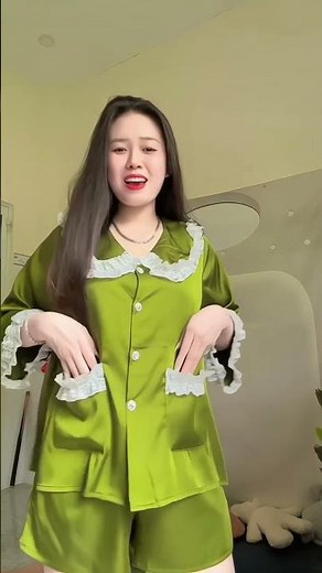 Girl Orgasm ASMR Sexy Moaning Sounds fingering moan Fashion sho
