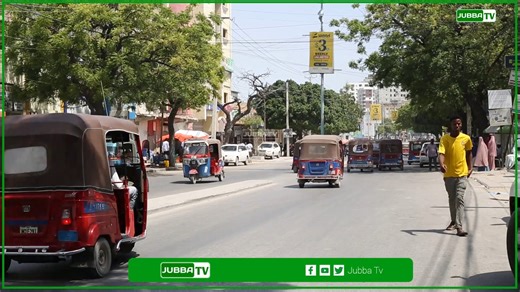 "Axmad Madoobe dhowr iyo toban sano uu joogay hal isbitaal uma dhisin Jubaland". | Abdalle moumin