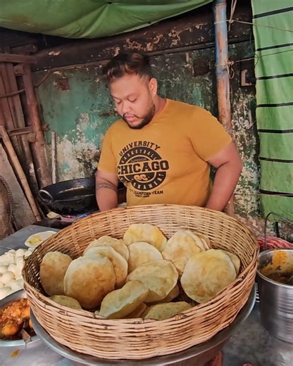 Bhola Dar Gorom Dal Puri | Ek Bar Khaoge to Chaat te Reh Jaoge | Bengal Street Food | Street Food Loves You