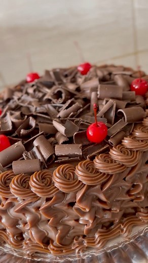 BOLO SUPER CHOCOLATUDO | Confeitando com Daniela Bolos