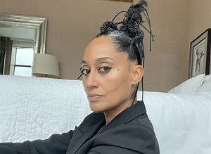 'Girl You Need to Stop': Tracee Ellis Ross Makeup Video Goes Left After Fans Zoom In on This Catastrophe
