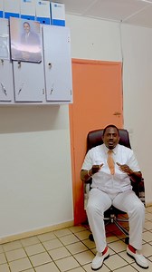 *LA SANTÉ MENTALE C’EST QUOI?* Santé mentale, c'est pas fou. Troubles mentaux c'est pas fou. Tout ça, c'est pour vous dire, au Samu social, très humblement, nous avons une unité d'urgence psychologique. Améliorer sa santé mentale, c'est à l'issue de toutes frustrations, Vous voulez, vous voulez voir quelqu'un ? En Occident, on dit : « Je vois quelqu'un ». C'est important de voir des psychologues, C'est important dans tous les compartiments de notre vie. Tu es chômeur ? Santé mentale. Tu viens d'