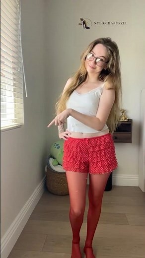 Fun size❣️ #pantyhose #nylonstyle #nylon #legs #feet #nylonfashion #nylonangel99 #feetgirl