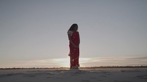 Portrait Beautiful Indian Woman Sunset Stock Footage Video (100% Royalty-free) 1095724315 | Shutterstock