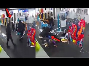 Snatch-and-Grab Robbery at Atlanta Clothing Boutique Store