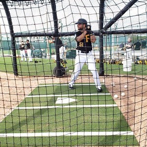 VIDEO: Jason Martin taking batting practice. #Pirates | Pirates Prospects
