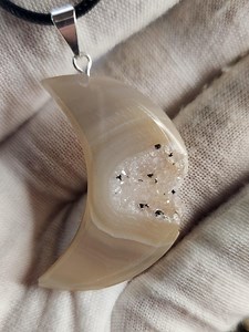 Druzy Agate Moon Crystal Pendant | Natural Chalcedony Geode Necklace | Crescent Moon Stone Jewelry | Healing Protection Crystal - Etsy