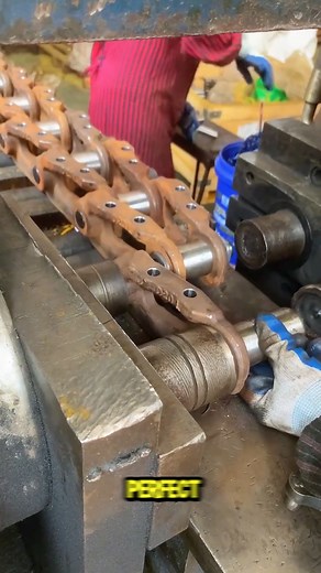 Chain mounting bushing process! | Andrew Williams 𓃰 𓃰