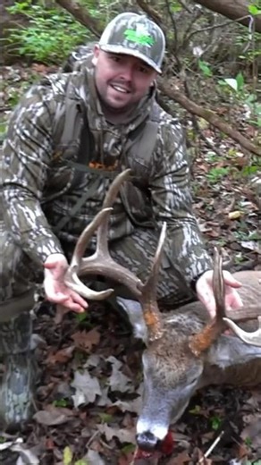 Tracking a Mature Mule Deer Buck | Full HHunt#OutdoorAdventure #AmericanHunter #HuntingSeason