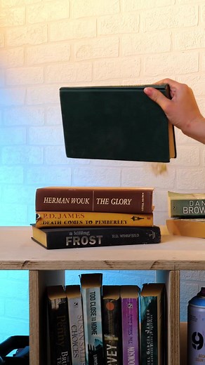 Cool bookshelves from old books 🤩 | 5-Minute Crafts Teens