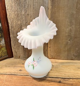 Fenton Art Glass Company White Satin Hand Painted Tulip Vase ~ Jack-in-the-pulpit; Artist Mary Kunz - Etsy