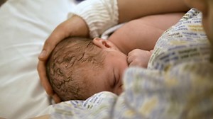 Replay S1E2 - Maladies, stress, infertilité : l'enfant miracle qu'ils n'attendaient plus : voir l'intégralité de cette émission sur RMC BFM PLAY