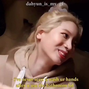 11K views · 1.8K reactions | It’s crazy how they’re idols and yet they’re exposing themselves like this lol  dahyun_is_my_gf #DaMo #TWICE #트와이스 #Dahyun #다현 #Momo #모모 | TWICE ONCE PINAS | Facebook