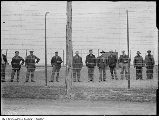 How Ukranian-Canadians Were Treated During WWI