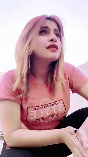 Hand Gestures Explained: A Guide with Visual Examples