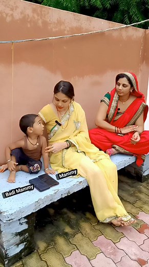 2.3M views · 22K reactions | Mobile hi fek diya itni uper se類 Sararati dev #luckyradha #reels #cutebaby | Lucky Radha | Facebook