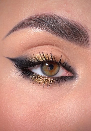 Eyeliner Makeup Tutorial: Easy Eye Makeup Ideas