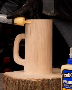 Carving Log Into A Giant Mug! | Creative Panda