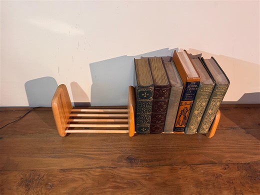 Adjustable Solid Oak Book Holder / Expandable Wooden Book Rack / Natural Oak Bookshelf Organizer - Etsy