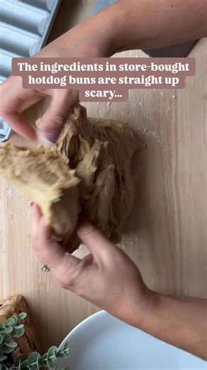Comment “HOTDOG” for the free recipe ☺️ Store-bought buns in the summer? Hard pass. 👎 Full of seed oils, preservatives, and ingredients I can’t pronounce—and they don’t even taste that good. These? ✅ Made with fresh milled flour ✅ Soft, fluffy, and done in 40 minutes ✅ Free from the junk you’re trying to avoid Perfect for cookouts, campfires, and weeknight dinners that feel like summer ☀️🌭 Your hot dogs deserve better—and so do your kids. #HomemadeBuns #FreshMilledFlour #HealthyHotDogBuns #NoS