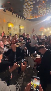 5.3K views · 453 reactions | Dorești așa atmosferă la nunta ta ? Apelează 079753232 | Valentin Uzun | Facebook