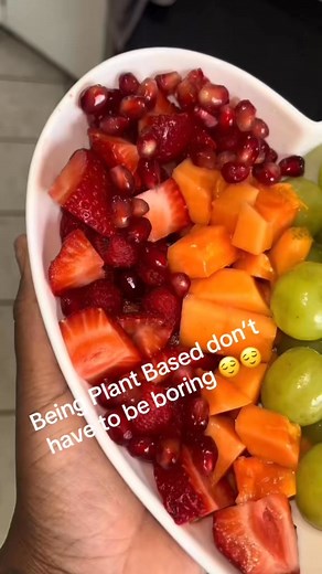 Who said being plant based had to be boring 🥰🥰 #plantbased #eattherainbow #veganrecipes | Iesha Suggs