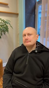 At leve med psykisk lidelse og afhængighed på samme tid kan – som Johan selv siger – “blive noget værre lort”. Kom og hør Johan dele sin personlige historie og strategier til at tackle det, vi med fagsprog kalder en dobbeltdiagnose. Sammen med ham deltager sygeplejerske Mette med et fagligt perspektiv. Vi taler med dem begge om stigma, veje til bedring, strategier til at forebygge tilbagefald – og alt det, der ligger imellem. Praktisk information 📍Sted: Kosmopol, Fiolstræde 44, 1171 København K