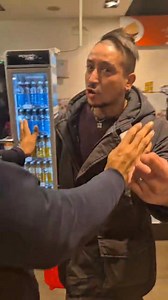 442K views · 1.8K reactions | "Scene di ordinaria follia anche nei supermercati. Altro che spirito natalizio" | Francesco Emilio Borrelli | Facebook