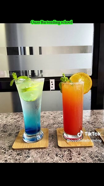 Curso Avanzado de Bartender en Ouzo Bartending School