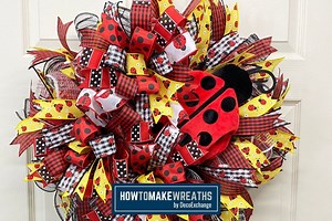 DIY Stuffed Ladybug Deco Mesh Wreath