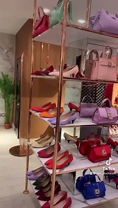 285K views · 13K reactions | Duchesse est Waaaouuu se soir 殺 On a déjà effectué nos shopping de 31 chez Iba design 殺❤️ Leur contact est +22377774343 | Duc & Duchesse | Facebook