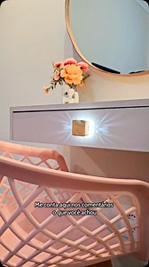 242K views · 26K reactions | Olha o que eu fiz com uma porta de guarda roupa e uma gaveta que peguei na rua. O detalhe final ficou por conta do puxador de LED da @mavipuxadores  O que acharam do resultado? Me conta aqui nos comentários. #façavocêmesmo #penteadeira #reciclagem #decor #love | Daiani - Faça Você Mesmo | Facebook