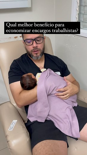 Joao Paulo Leite | Empresa Blindada on Instagram: "É uma brincadeira para você entender que existem verbas trabalhistas que podem ser usadas em favor da sua Empresa. Você pode e deve usar várias, quando fizer sentido. Além disso, mesmo verbas que geram encargos são importantes no planejamento e até mesmo obrigatórias. Por isso tem que saber fazer e é aí que eu entro. No Guia EmpresaBlimdada temos uma aula inteira sobre benefícios, o link tá no perfil."