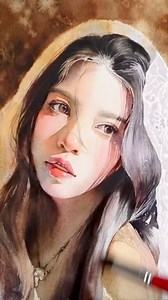 Depth and light in this delicate watercolor portrait with an abstract background. you can observe the process that goes from slowly building the layers of transparent washes of warm watercolor tones to give form to her face. Via: @paolaportfolio 🖼️ Artwork: watercolor portrait painting Art by @j.hunsung Remarks by @artartluther #artworkanalysis #paolaluther Art lessons: @therealatelier | Paola Luther Art