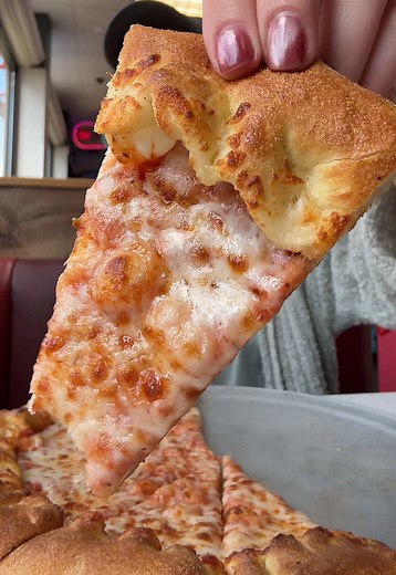 Lunch at Chuck E. Cheese with the Kids: Pizza & Summer Plans