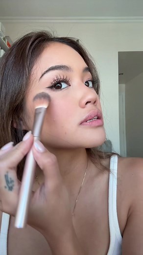 Ariana Grande Makeup Tutorial: Concert Look Practice & D'Alba Live Bundles