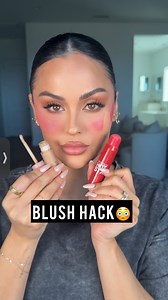 Ooh my blush blindness girlies, this is the one!☺️ Hot Stix Blush Stick @smashboxcosmetics shade: Poppy Pic Concealer @dominiquecosmetics shade: Frappuccino Angled cream blush brush @anisabeauty #makeup #blushhack #blush #makeuphack #makeuptutorial | Christen Dominique