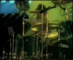 Throwing it back to 1986 for a solo by the late and very much loved Randy Castillo! This was while on tour with Ozzy. Do you have a favorite work by Randy, or ever see him live that you want to talk about? See more fun, inspiring drumming videos from over 100 countries around the world at www.facebook.com/DrumTalkTV/videos | Drum Talk TV