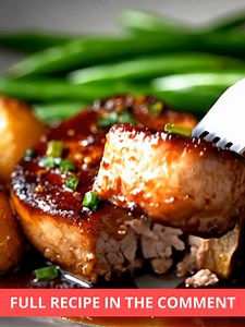 Delicious Brown Sugar Glazed Chops – Sweet, Savory & Juicy These tender, golden-browned chops are coated in a buttery brown sugar glaze that caramelizes beautifully in the pan. A quick and flavorful dinner the whole family will love! ...... Full Recipe in Coʍmеոτ 💬👇👇 #EasyDinners #SweetAndSavory #ChickenRecipes #FamilyMeals | Recipes By Amelia