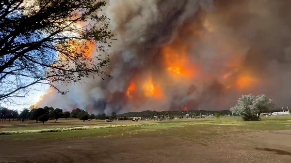 South Fork Fire forces evacuations near Ruidoso, New Mexico