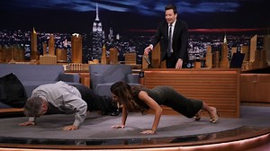 Alec and Hilaria Baldwin Compete in Push-Up Contest on ‘Tonight Show’