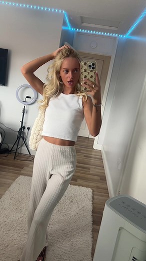 🤍Amy Nicole🤍 (@petitesneakylink)’s videos with original sound - sp33dsongsx