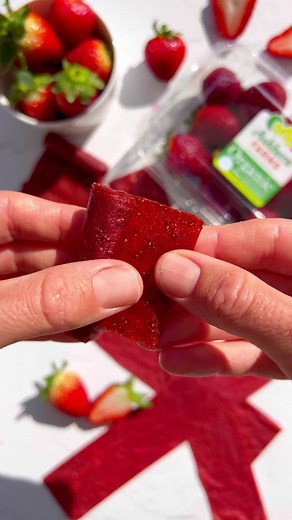 2K views · 17 reactions |  Strawberry Fruit Roll Ups⁠ ⁠ Homemade...