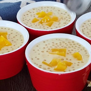 Isa nanamang mango-based based dessert na swak na swak ihanda sa mga okasyon or gawing pampalamig sa mainit na panahon. :) | Foxy Folksy - Modern Filipino Kitchen