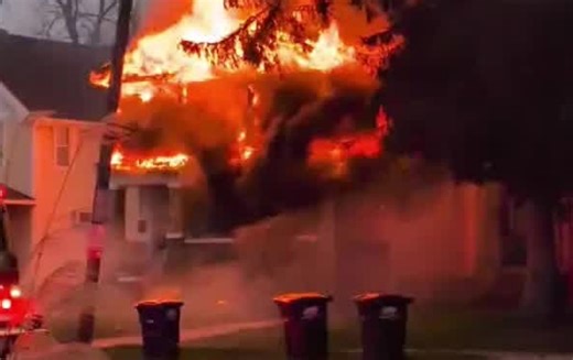 VIDEO: Flames shoot up as crews battle Lakewood house fire