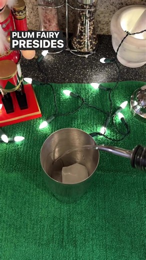 26 reactions | It’s Nutcracker Season!! 樂 Listen to our holiday stream as you make some homemade peanut brittle and sugar rum cherry cocktails inspired by Tchaikovsky and Duke Ellington for the holidays: https://www.kusc.org/radio/streams/listen-now-a-classical-california-christmas/ ✨️ Narrated by Classical California’s Brian Lauritzen | Classical KUSC | Facebook